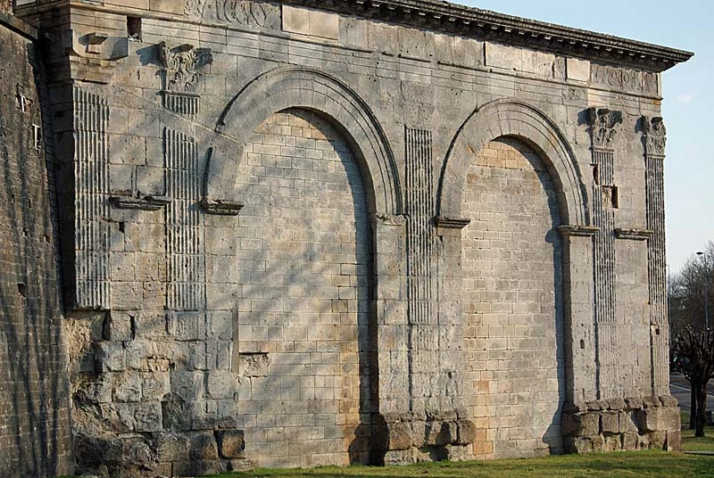 ARC GALLO-ROMAIN