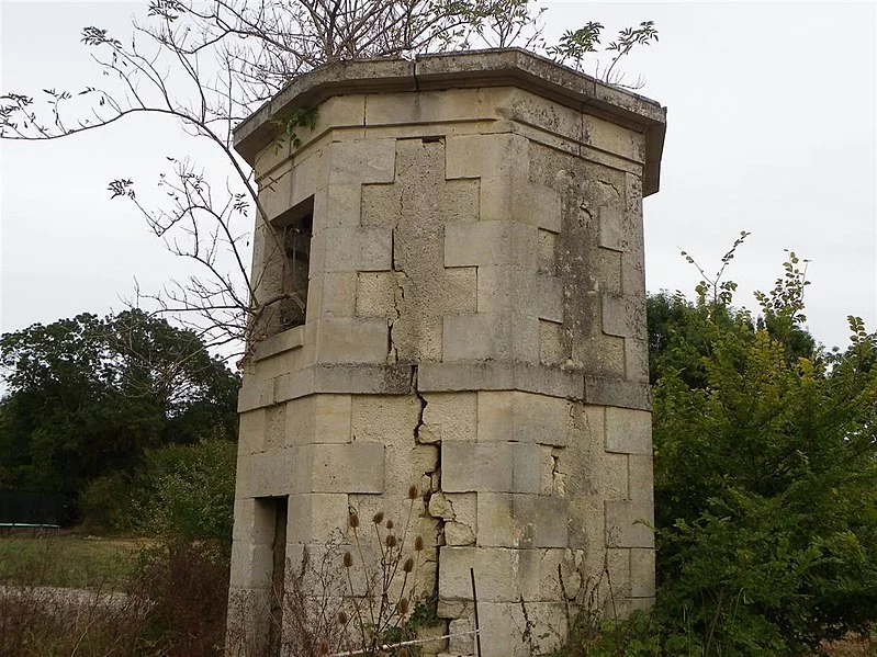 Pigeonnier de Bessines