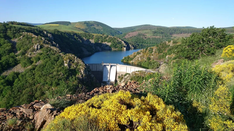 LAC DE PUYLAURENT
