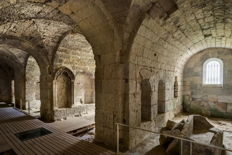 Crypte de l'abbaye Saint-Médard