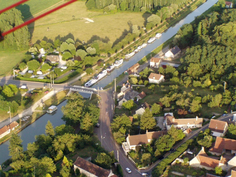 Canal latéral à la Loire