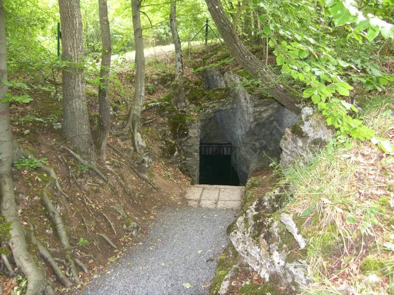 La grotte de Nichet