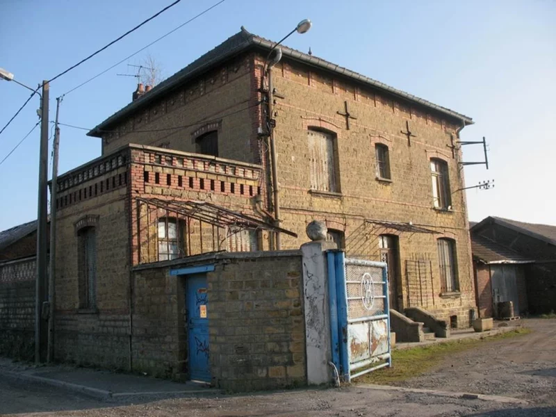 Ancienne usine des Ateliers d'estampage de la Vence