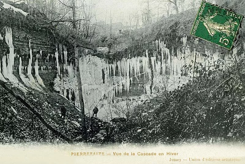 CASCADE DU GRAND TROU
