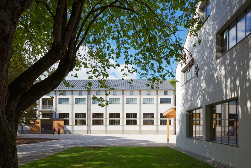 Les Tanneries - Centre d'Art Contemporain
