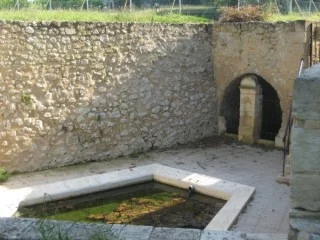Fontaine et lavoir de La Fontanette
