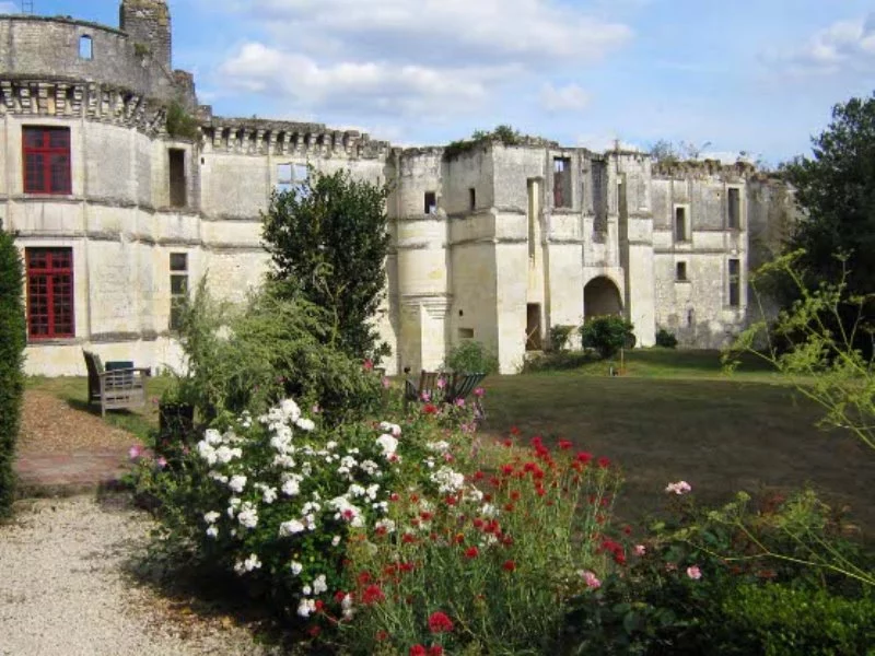 Château de Veuil