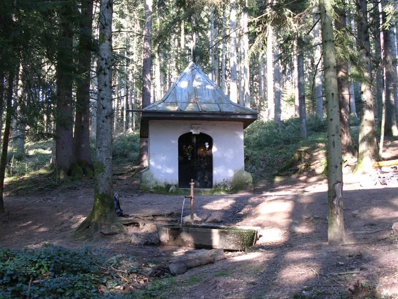 Chapelle et source de Montégoutte