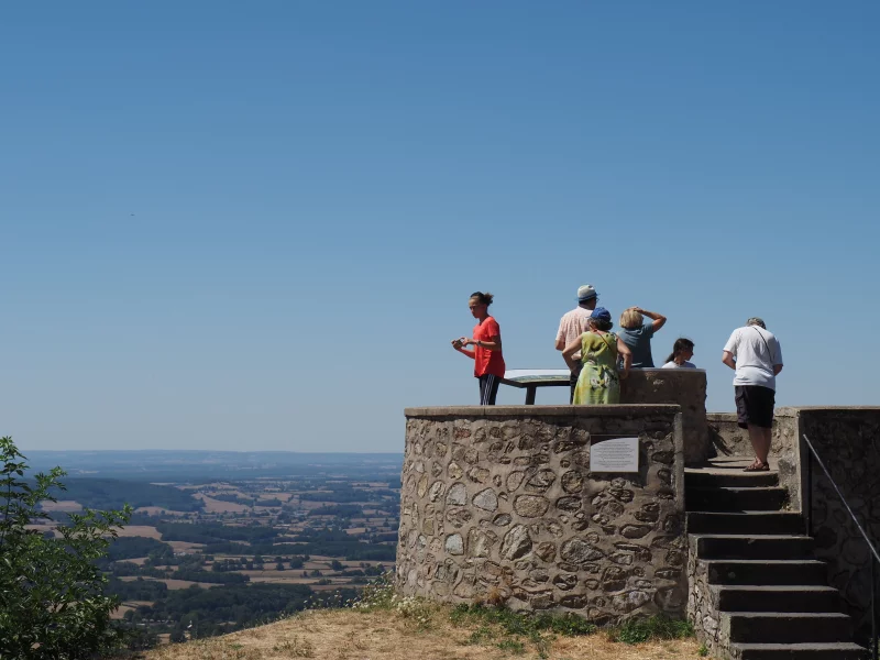 Panorama du Calvaire et château médiéval