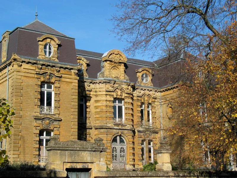 Ancienne sous-préfecture de Sedan