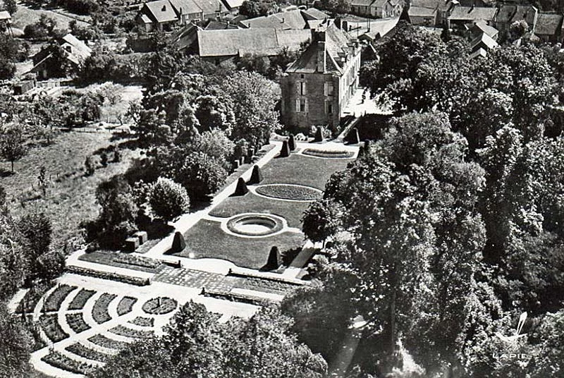 JARDIN DU CHATEAU DE PRANGEY