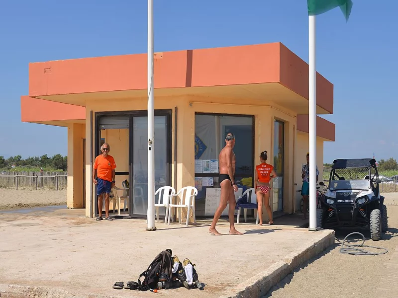 POSTE DE SECOURS N°8
