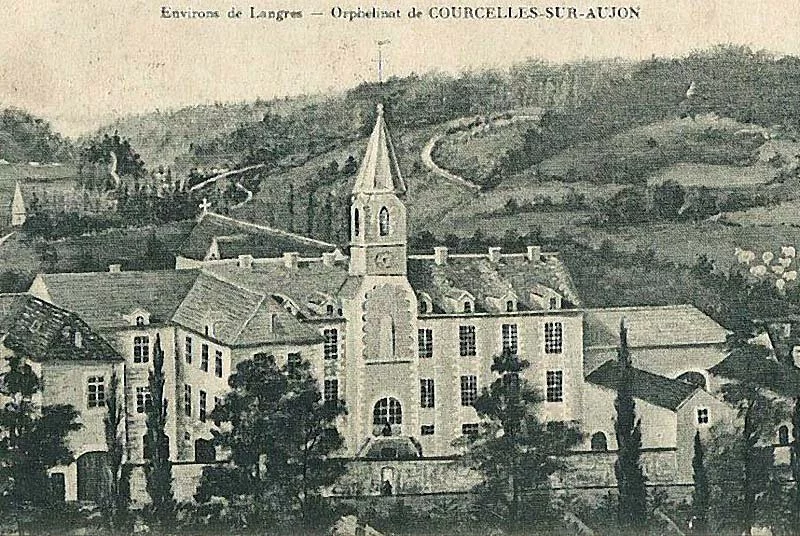 ANCIEN ORPHELINAT DE COURCELLES-SUR-AUJON