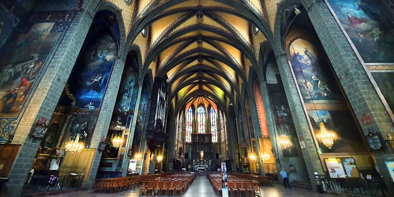 CATHEDRALE SAINT JEAN BAPTISTE