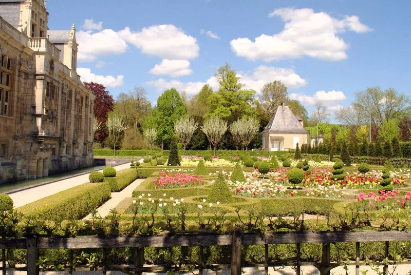 Château du Grand Jardin, coté jardins