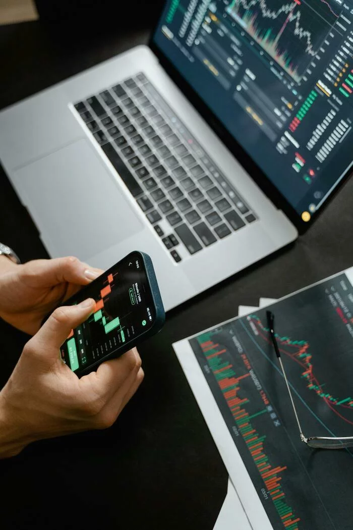 Conférence : Touche pas aux cryptos !