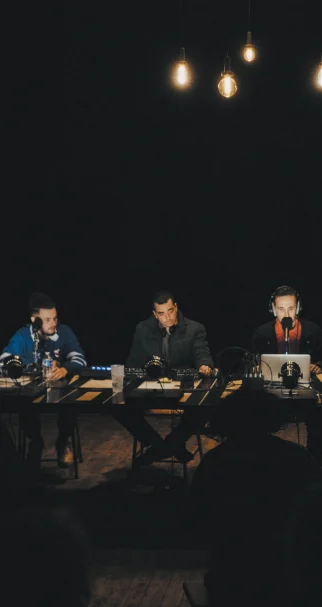 Odyssée - DES DRAGONS DANS LES HALLS