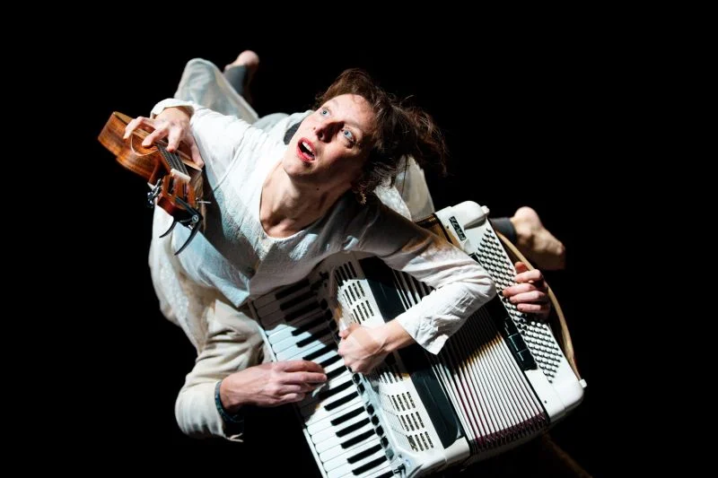 Mange la vie avec les doigts