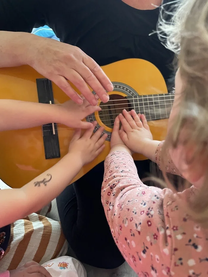 Éveil musical sensoriel 0/3 ans bébés/parents