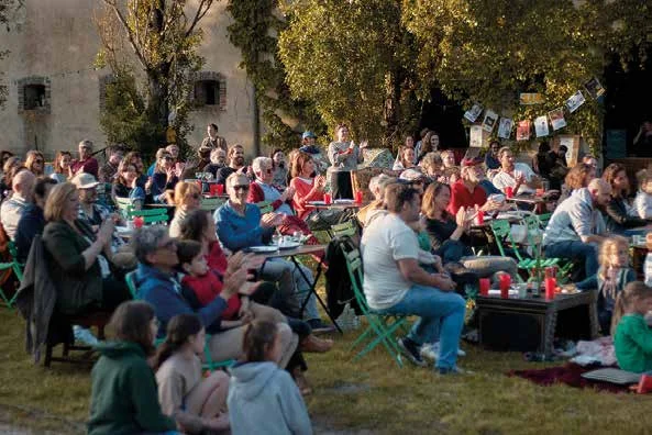 Festival Les Planches Fêlées, 10ème édition avec la Jeune Cie du Théâtre de l'Escabeau