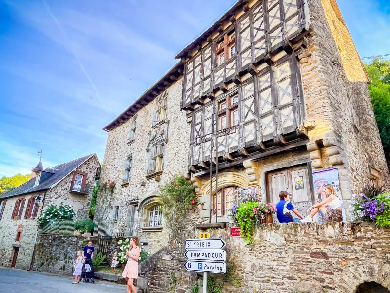 Visite guidée du village de Ségur Le Château et du Castrum de Ségur