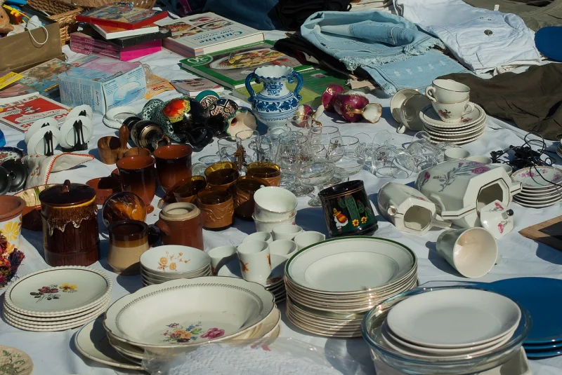 Brocante de la Croix Rouge Française