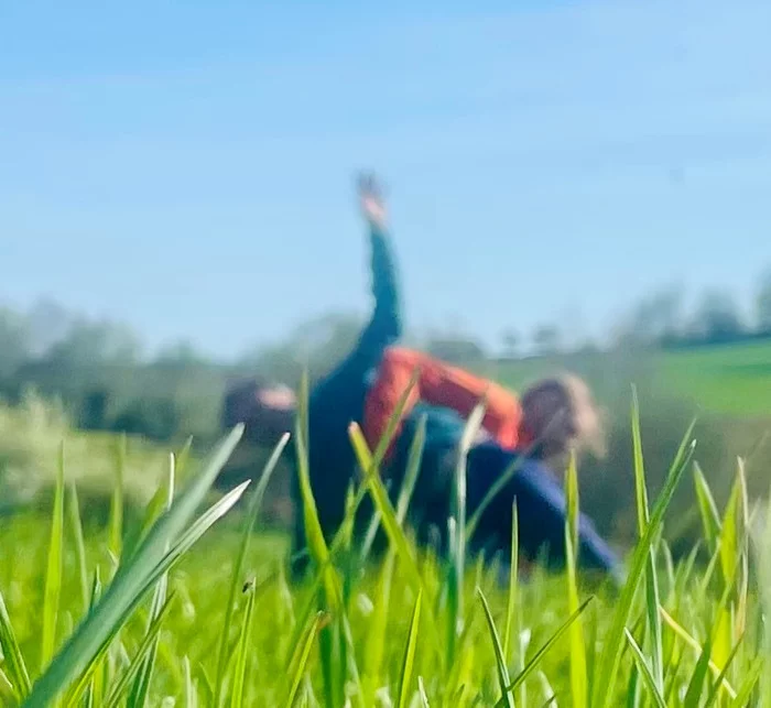 DANSE CONTACT IMPROVISATION