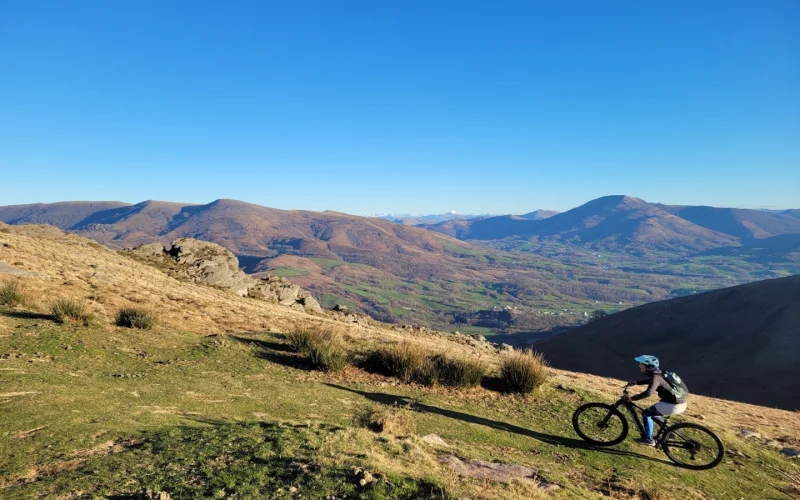 Sortie Mendi Gaiak : Randonnée en VTT électrique-coucher de soleil