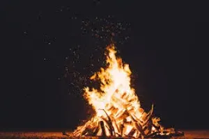 Feu de la St Jean et Bal