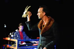 Théâtre : S.H.A.K.E.S.P.E.A.R.E