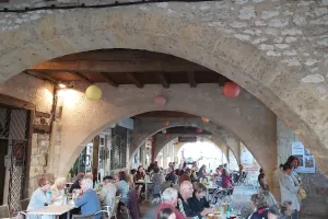 Omelette à l'aillet au Bar des Arcades