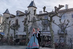 Danses de temps de Eugénie et Napoléon III : Démonstration et participation par le public