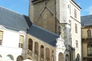 Les Ducs et leur palais par Marguerite de Flandre