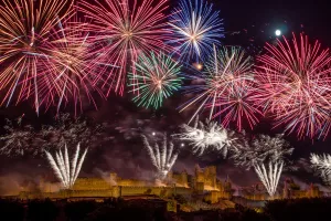 FEU D'ARTIFICE ET EMBRASEMENT DE LA CITÉ DU 14 JUILLET