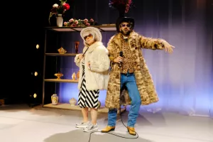 EXIT [Toute sortie est définitive]