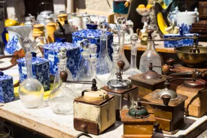 Vide-grenier et moteurs en fête