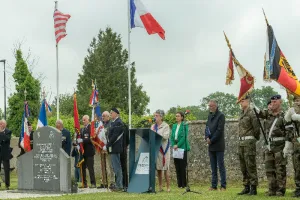 Cérémonie en hommage aux médics
