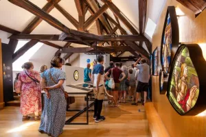 Visite guidée "Maître verrier au temps des Comtes"