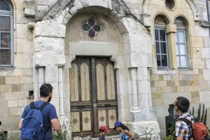 Visite famille de Mézin : la recette secrète de Mamie Albret