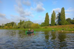 Balade crépusculaire en canoë avec un guide nature