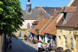 VISITE FLASH: MONTREUIL-SUR-MER, A LA DÉCOUVERTE D’UNE CITÉ MILLÉNAIRE