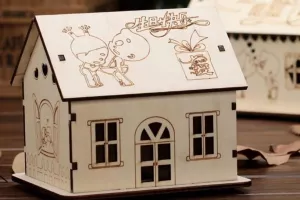 Atelier Fablab : Tirelire en bois