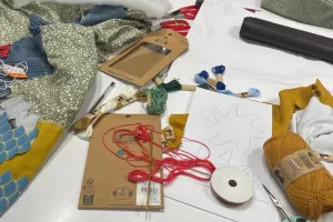 Fabrication d'un tapis à histoires