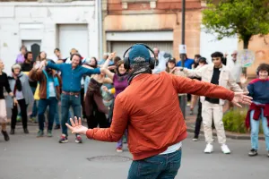HAPPY MANIF
