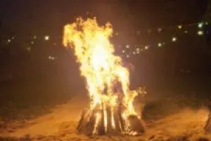 Randonnée pédestre et feu de la St Jean