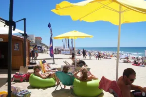 Bibliothèque vue sur la mer