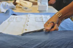 Upcycling : du vêtement à l’accessoire au Musée de Vire Normandie