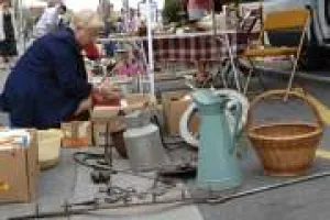 Brocante, vide-grenier à Noth