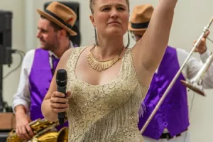Déambulation du brass "The Blues Train"