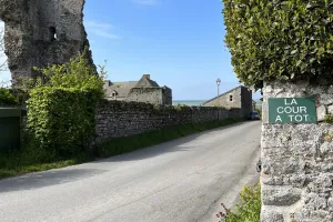 Regnéville ouvre ses jardins aux artistes